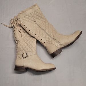 ShoeDazzle Lexx Ivory Quilted Lace-Up Knee High Boots Size 10